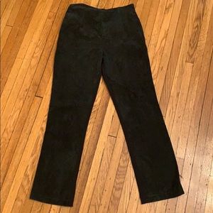 Equestrian designs riding pants